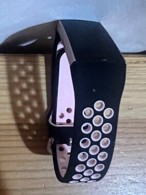 Black Screen Doesn't Work Fitbit Charge 3 Advanced Fitness Tracker With Charger